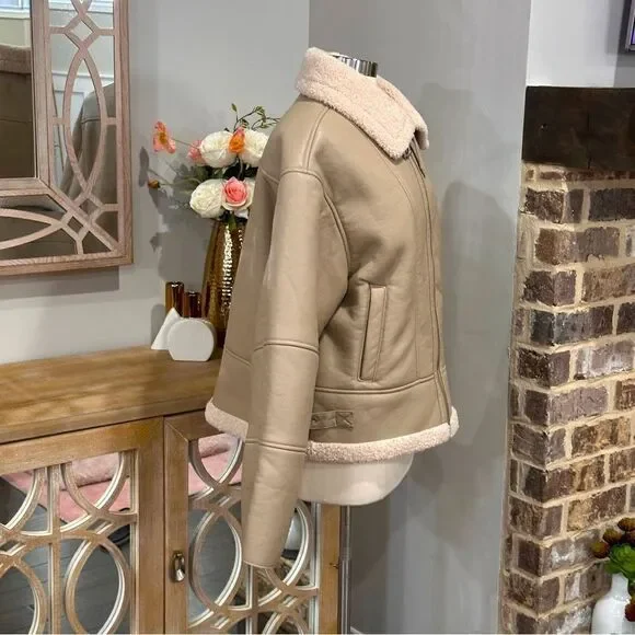 HEARTLOOM Women’s Matin Sherpa Jacket Coat in the Size Large - Picture 11 of 14